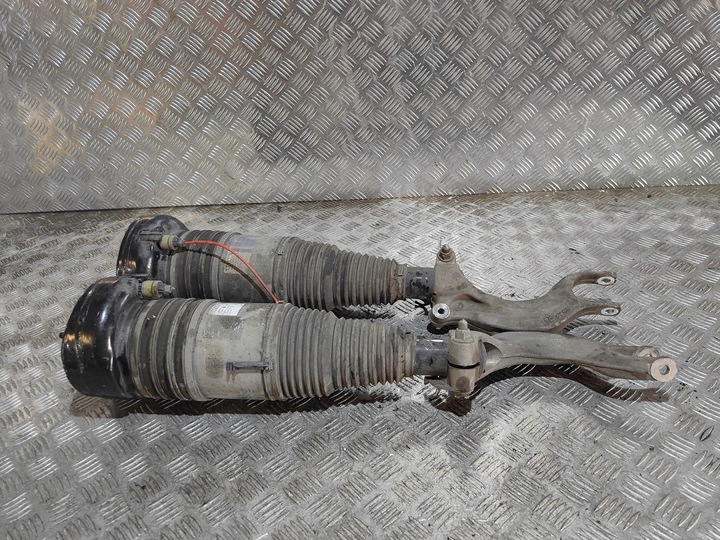 фото №1, Audi q7 sq7 амортизатор перед права переднє праві 4m0616039 ae