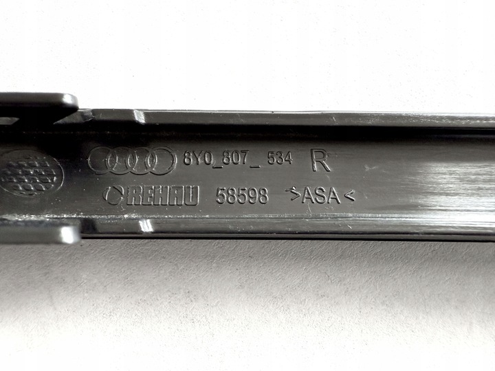 фото №8, Решётка заглушка планка передняя правая audi a3 8y0 - aso audi