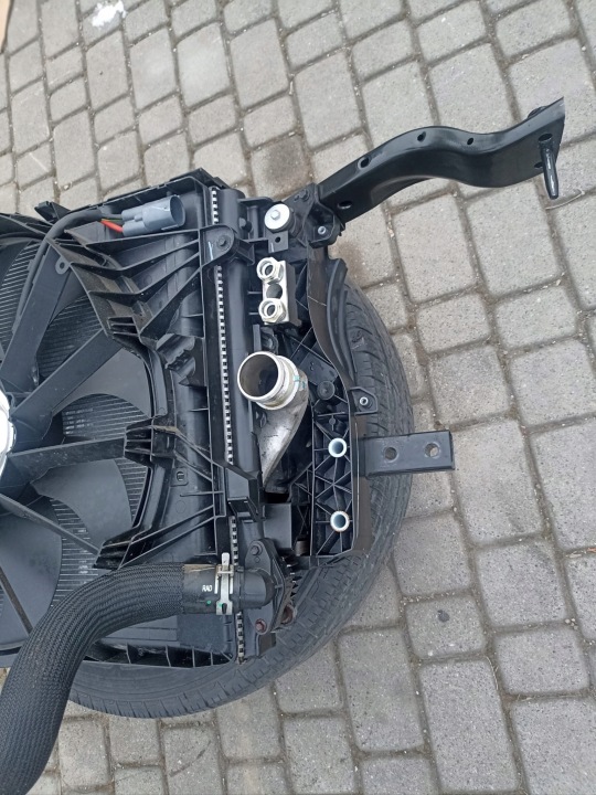 фото №8, Передняя панель радиатор комплект 2.0 4xe гибрид jeep wrangler jl 68340962ac