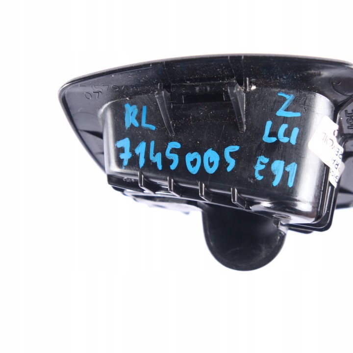 фото №12, Bmw e91 зажим ролеты багажника 7157943