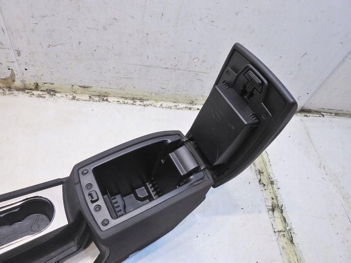 фото №8, Туннель средний подлокотник ford mondeo mk4 7s71a045a20a