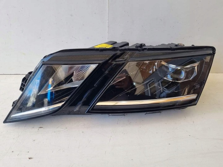 фото №1, Octavia iii рестайлінг лампа ліва повний led 5e1941015 e