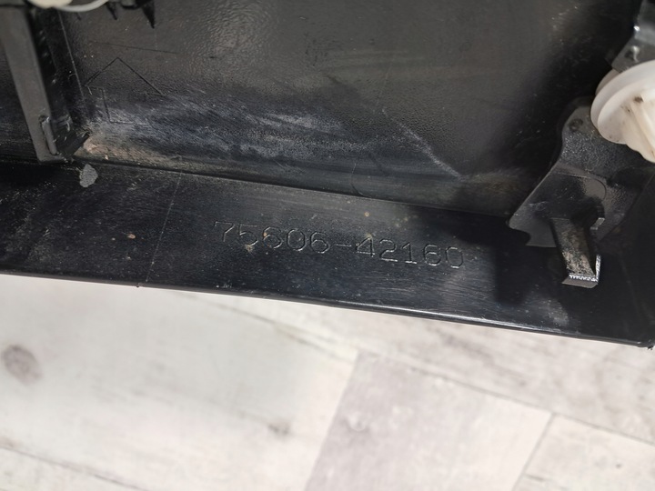 фото №7, Toyota rav4 v планка накладка крила лівий зад задня 75606-42160