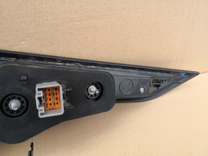 фото №14, Discovery v l462 16- лампа задня ліва led гарні