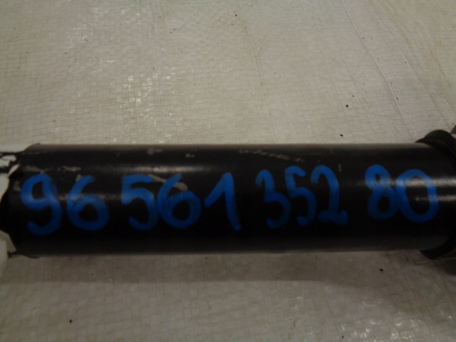 фото №10, Peugeot 208 рестайлинг полуось шарнир левая 1.6 bluehdi