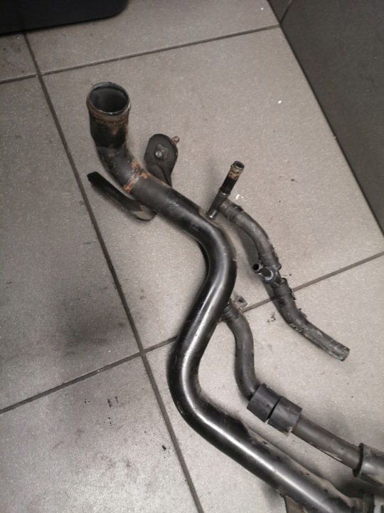фото №5, Трубка  основний  audi a4 b5 1.9 tdi 038121071f
