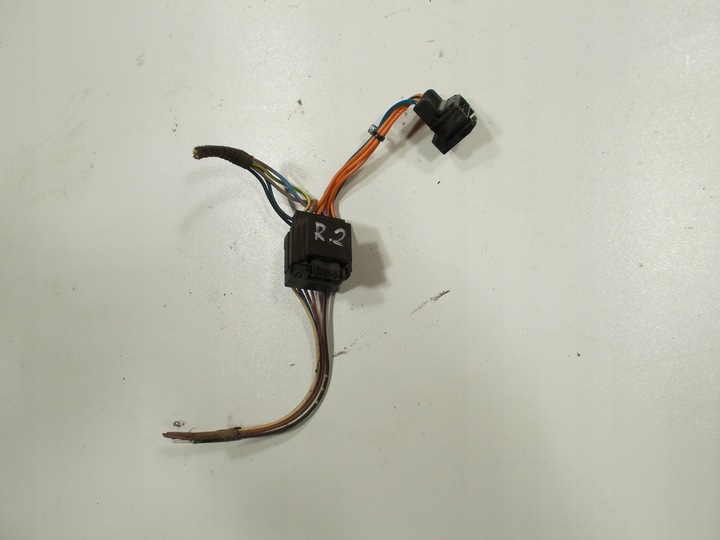 фото №1, Штекер разъём лампы зад scenic i clio ii megane i modus thalia 6 pin