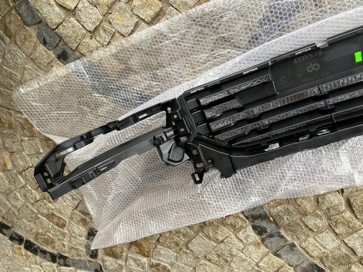 фото №11, Renault clio 4 iv рестайлинг решётка средняя перед 622541048r оригинал новая