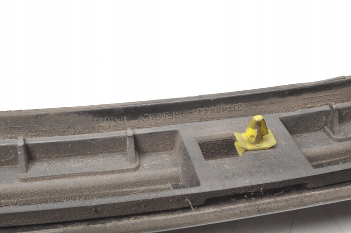 фото №10, Volvo xc90 ii накладка na крыло правый зад 31378165