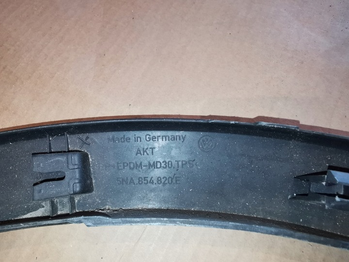 фото №9, Планка подкрылок правые зад vw tiguan 5na.854.820.e