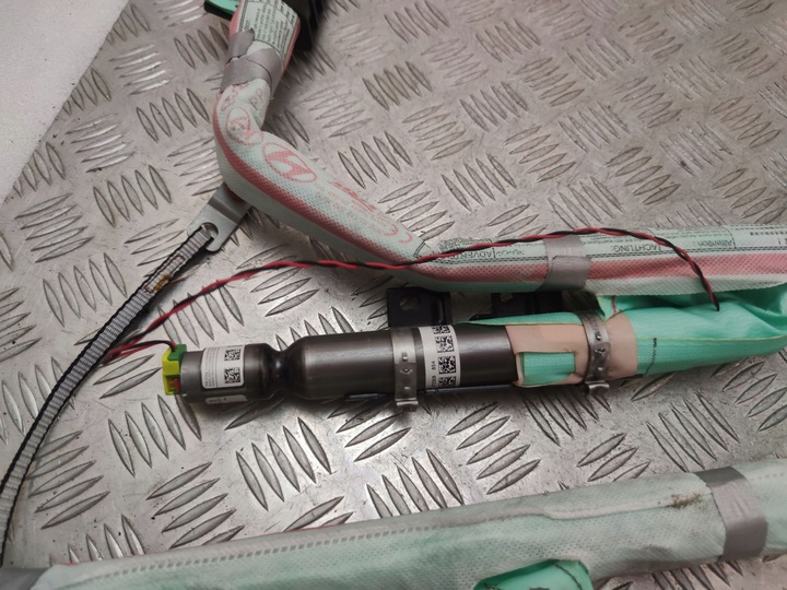 фото №6, Hyundai kona i шторка подушка безпеки