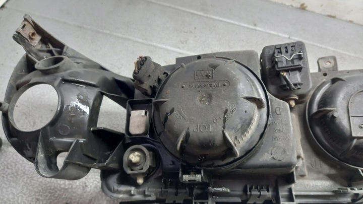 фото №9, Фара праві volvo s80 i 00r sedan 2.9b