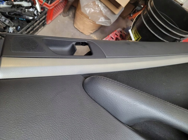 фото №7, Боковина двері правий зад toyota avensis t25 6-12lift