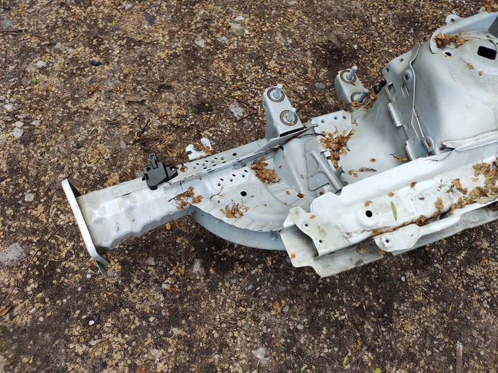 фото №5, Volvo s60 13- лонжерон порог левый перед