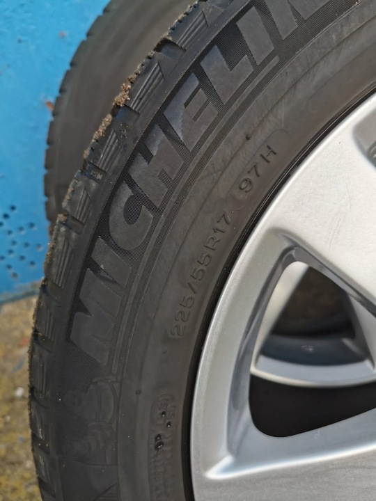 фото №11, Alutec диски диски 17x8j et30 5x120 шини зимові