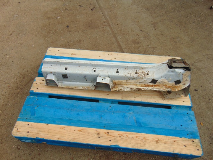 фото №6, Поріг лівий ford fiesta mk7 версія 3d