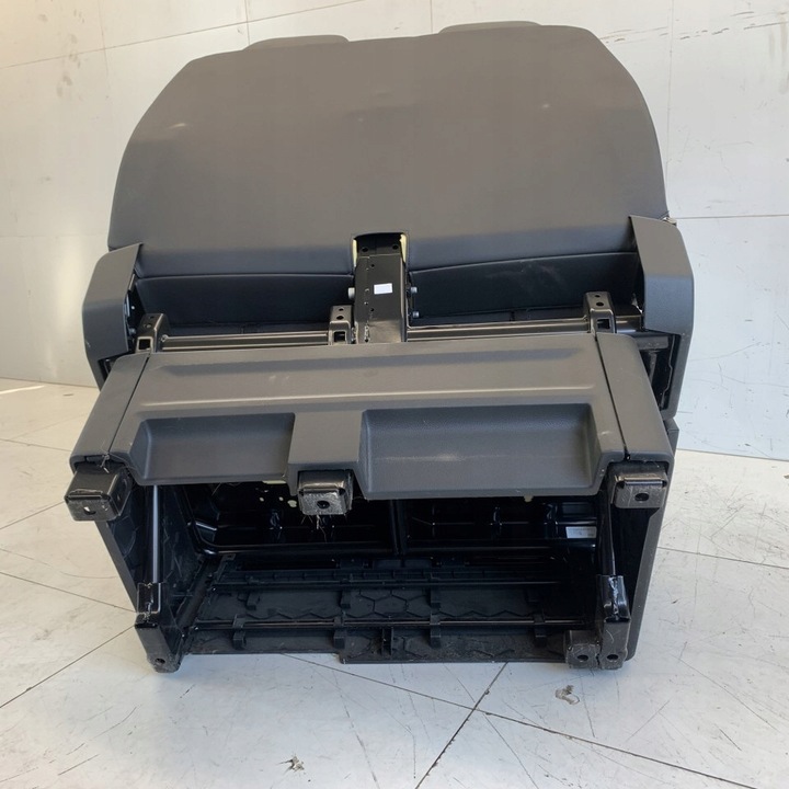 фото №11, Сидіння праві перед сидіння пасажира vw crafter ii 7c man tge 21r