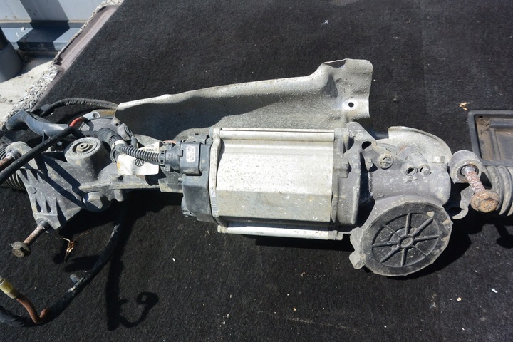 фото №8, Рулевая рейка трансмиссия 2.0 tdi vw passat b7 usa