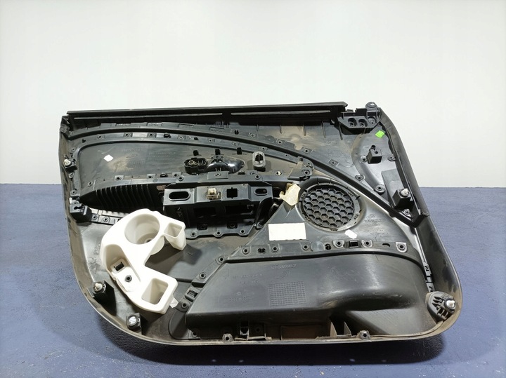 фото №6, Renault megane iii hb 5d оббивка двері перед права