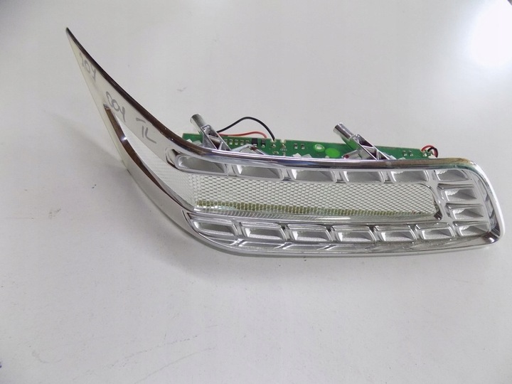 фото №1, Peugeot 207 вкладка светодиодный led лампы левый зад рестайлинг