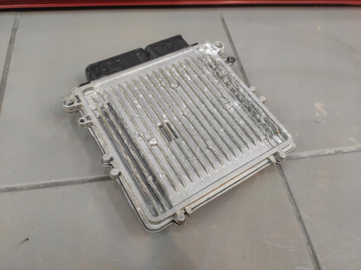 фото №8, Dodge nitro 2.8 crd cherokee kk модуль блок керування  комп'ютер ecu 05187639ab