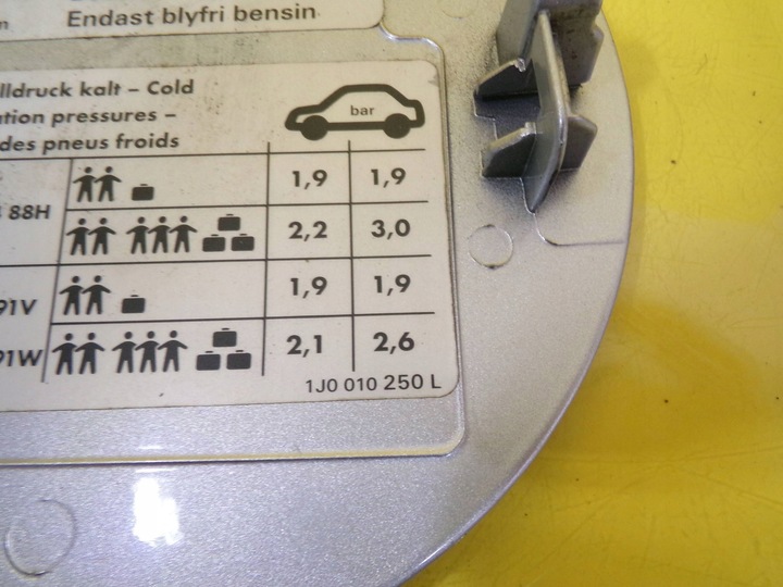 фото №9, Кришка заливання пального код lak: la7w volkswagen golf iv 1j0010250l nr69