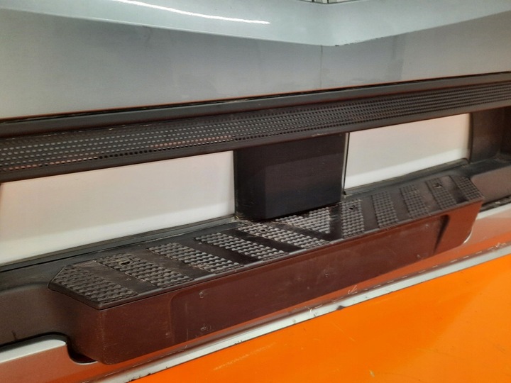 фото №6, Бампер перед mercedes actros mp4 a9608856501