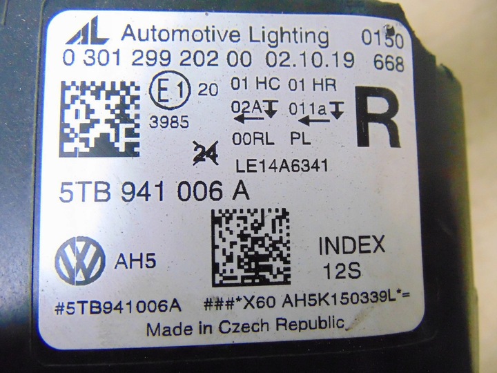 фото №16, Лампа правая перед vw touran iii 5tb941006a европа