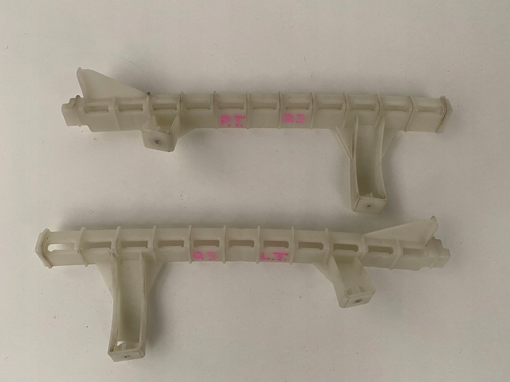 фото №5, Направляющая стёкла audi q3 правый зад lub левый зад