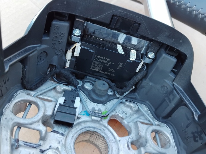 фото №7, Audi q3 83a a3 8y s line кермо сенсорна вібрація мультифункція шкіра