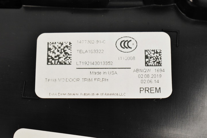 фото №10, Tesla модель 3 обивка боковина дверь правые перед