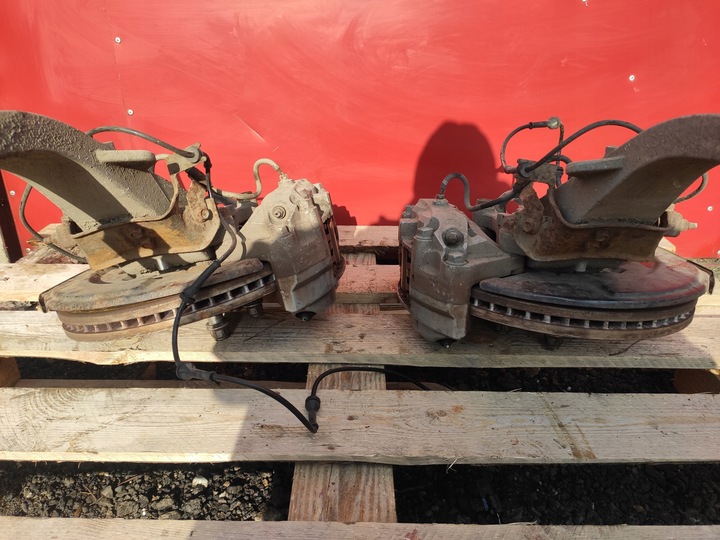 фото №14, Infiniti fx30d 3.0d fx35 поворотна опора супорт диск правий лівий перед гарний