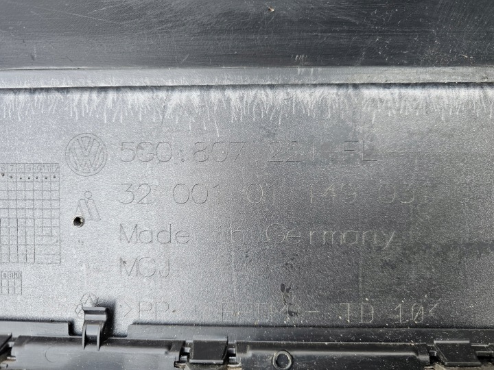 фото №16, Volkswagen golf vii бампер передній перед pod pdc 5g0807221fl