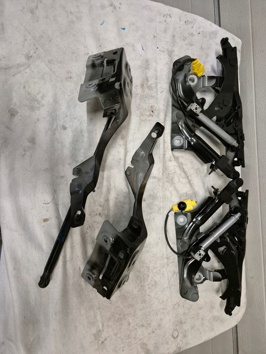 фото №2, Петли капота audi q5 80a 2016-2020r оригинал l+pr