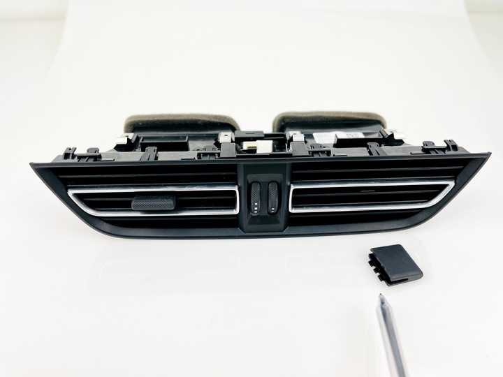 фото №11, Центральный, средний воздуховод панели распределительной porsche macan 95b819110 e g0e