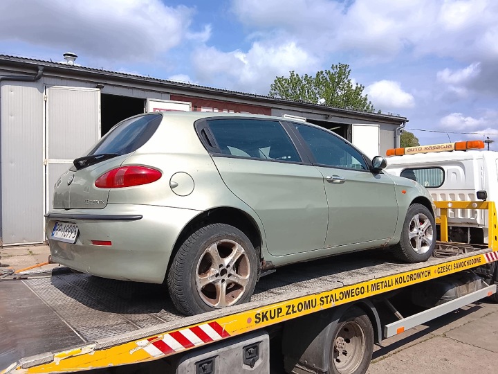фото №8, Бампер перед alfa romeo 147