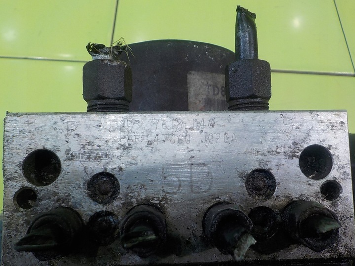 фото №6, Nissan x-trail ii t31 2.0 dci 07r 5d насос abs 47660jg20a a98000e81