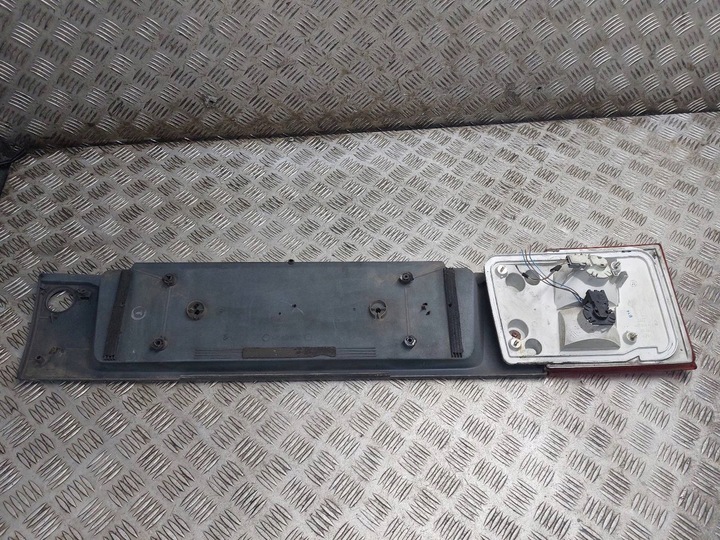 фото №11, Накладка крышки лампы зад audi a6 c4 sedan ly7p