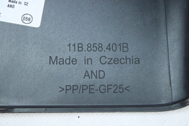 фото №9, Захист панелі консолі тунелю датчик volkswagen id.4 11b858401b
