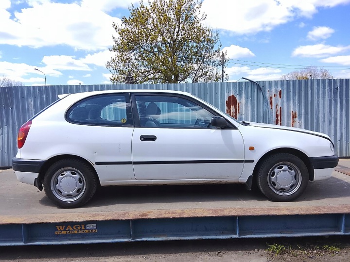 фото №6, Бампер задній  toyota corolla e11 hb