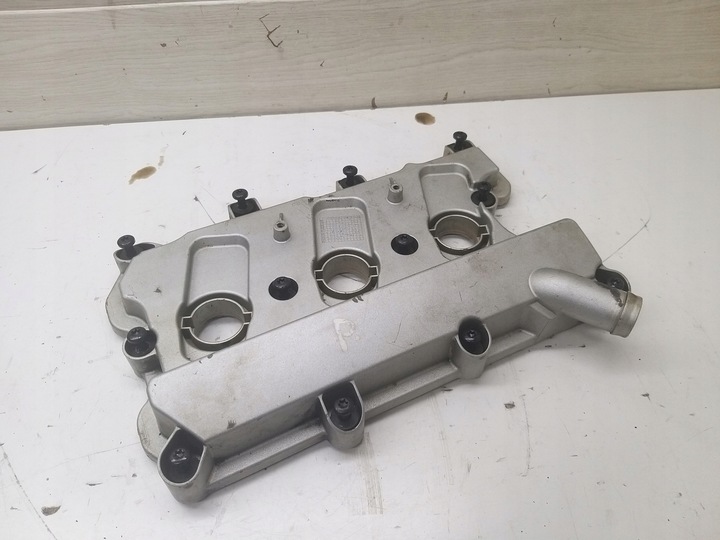 фото №1, Кришка клапанів права 3.0 tfsi a7 4g s4 b8 q7 c7 s5 ctu cak cgx 06e103472n