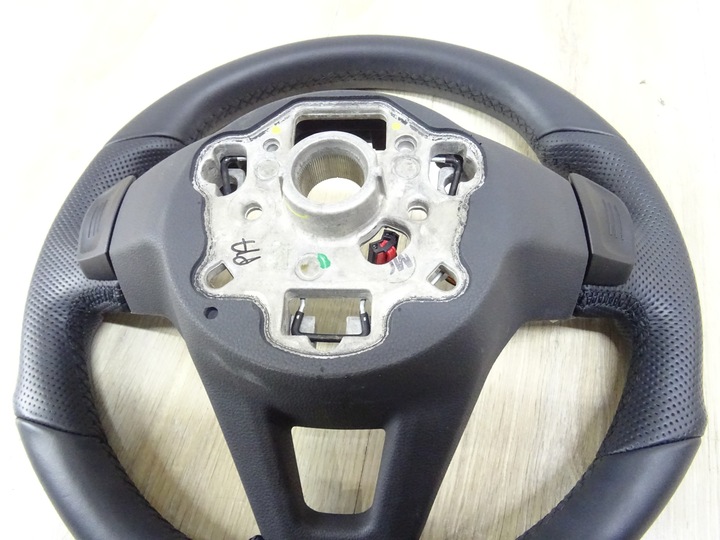 фото №9, Руль многофункциональная vw golf viii 5h0959542c