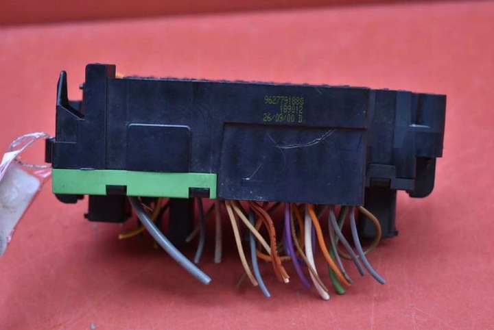 фото №6, Коробка запобіжників 9627791880 peugeot 206 1.1 8v 60 km 98-03