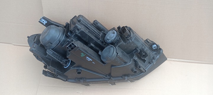 фото №12, Лампа перед передняя левая vw touran iii 3 15-20rok 5tb941005c 030129920100