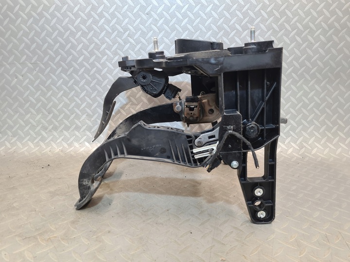 фото №9, Педалі педаль газу гальма opel zafira iii c європа комплект 13407026