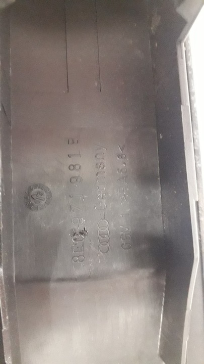 фото №10, Audi a4 b7 04/08 захист кабелі сидіння 8e0971981b