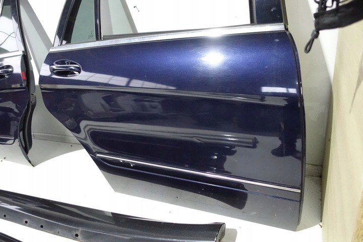 фото №5, Mercedes w251 дверь правые зад задние правые 359 длинный