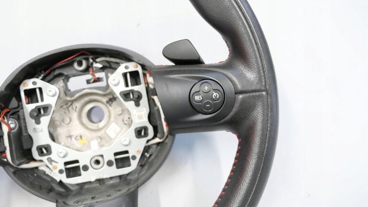 фото №5, Mini countryman jcw r60 кермо шкіра пелюстки червона nić