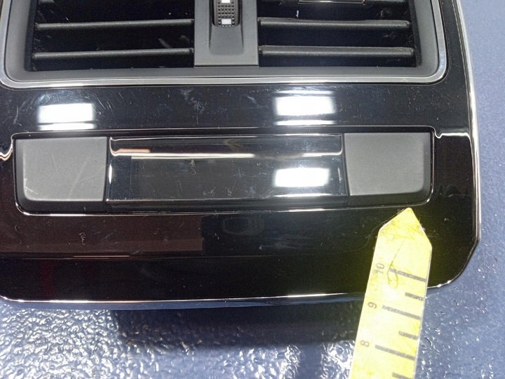 фото №9, Skoda superb iii решётки воздуховод воздуха задняя 3v0819203a