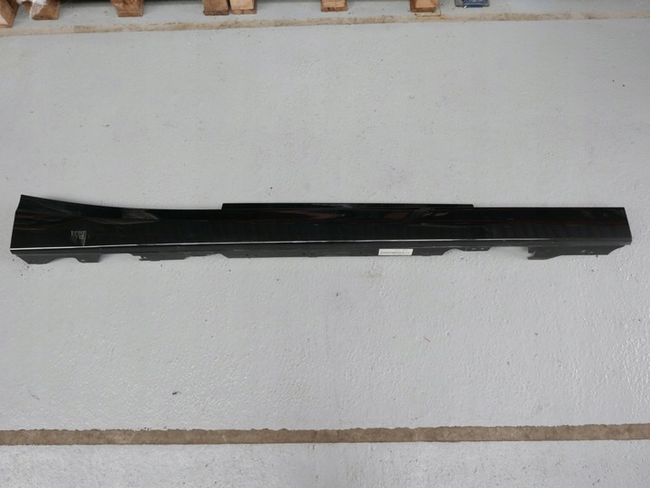 фото №1, Bmw f21 f22 планка пороговая правая порог правые 668